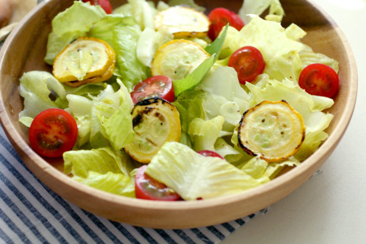 joga diet - healthy salad