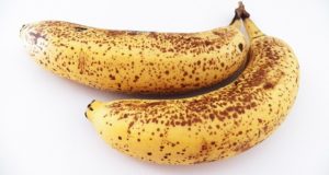 bananas with dots