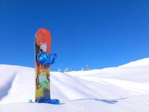snowboard snow
