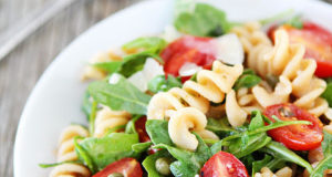 salad pasta arugula